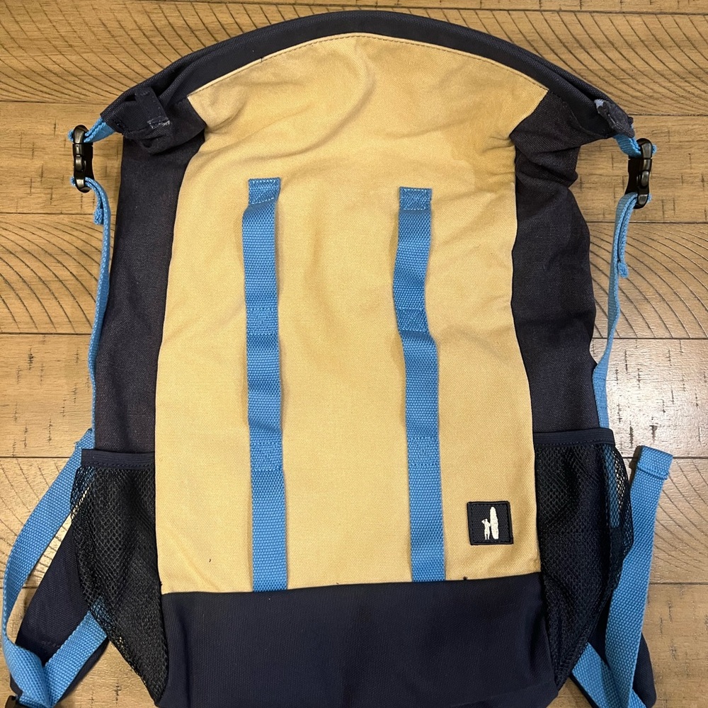 johnnie-O west coast prep bag NWT